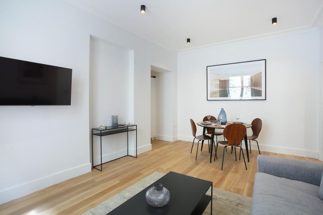 Apartment Palais Royal By Studio Prestige パリ エクステリア 写真